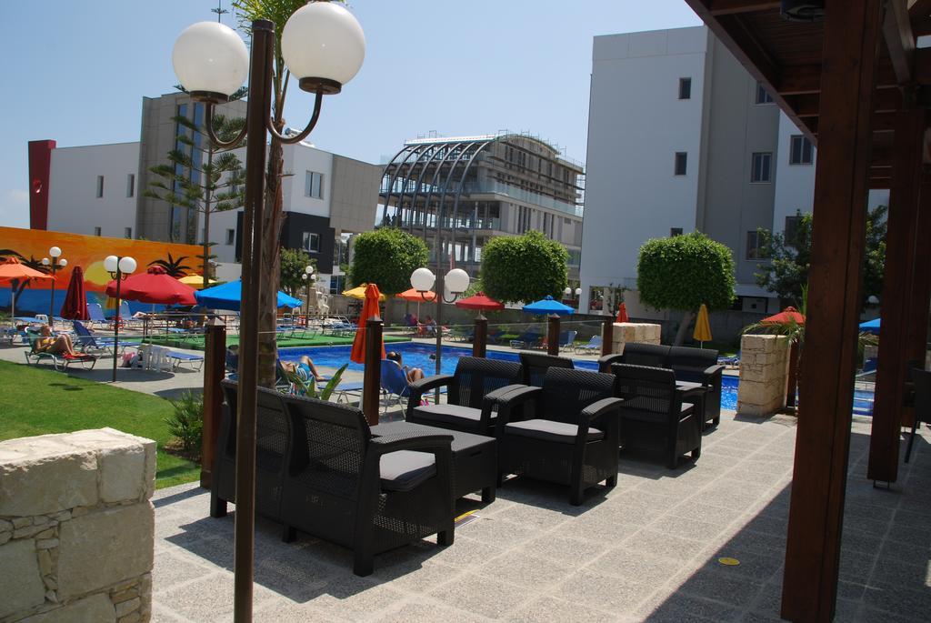 The Caravel Hotel Лімасол Екстер'єр фото